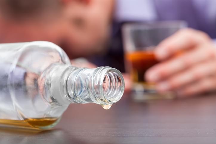 How can an alcohol rehab in Manchester benefit an addict?