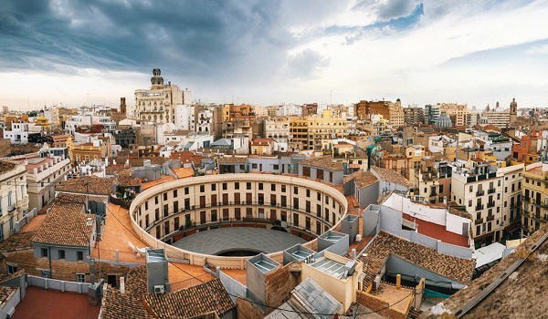 Going to Spain? Make sure to Visit Valencia!