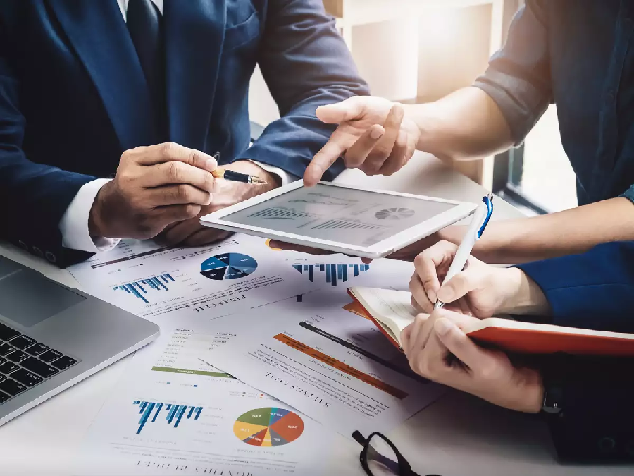 Is it Now the Right Time to Invest in ETFs?