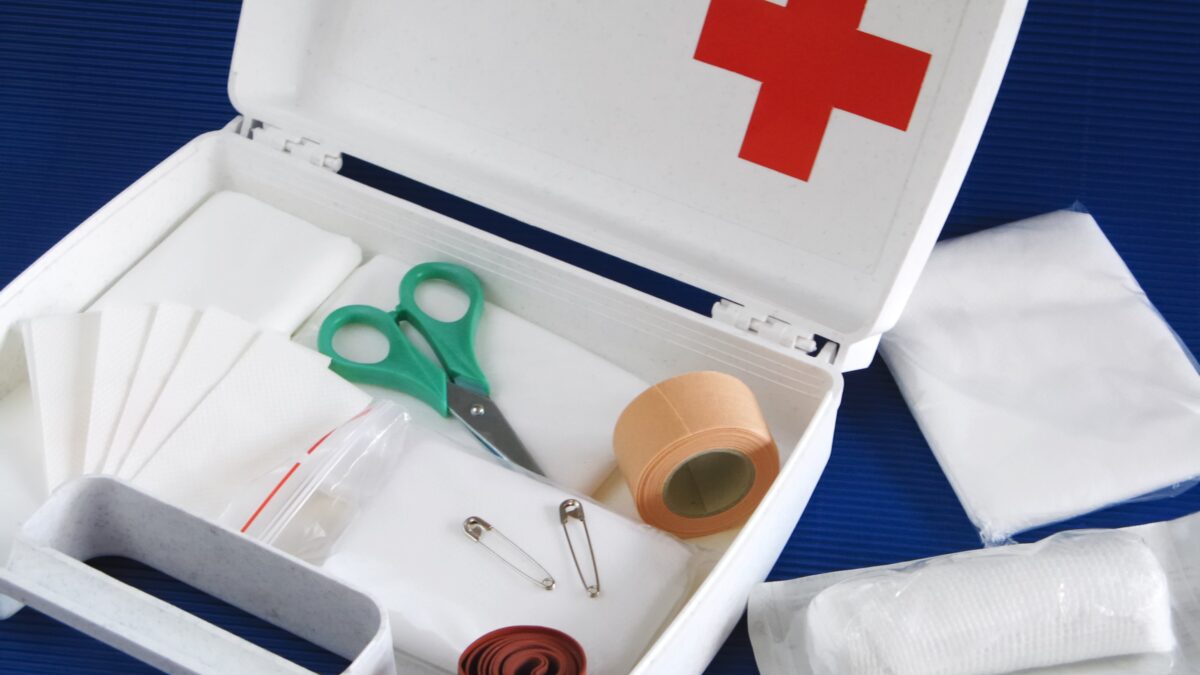 Important First Aid kit supplies for your car