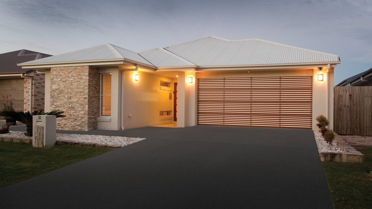 Five Advantages of Having a Business Garage Door Installed