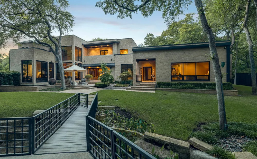 Check Out These Luxurious Homes In The Dallas Metropolitan Area