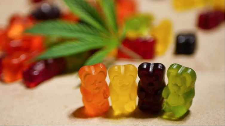 Reach The Feeling of Euphoria and Energy With HHC Gummies