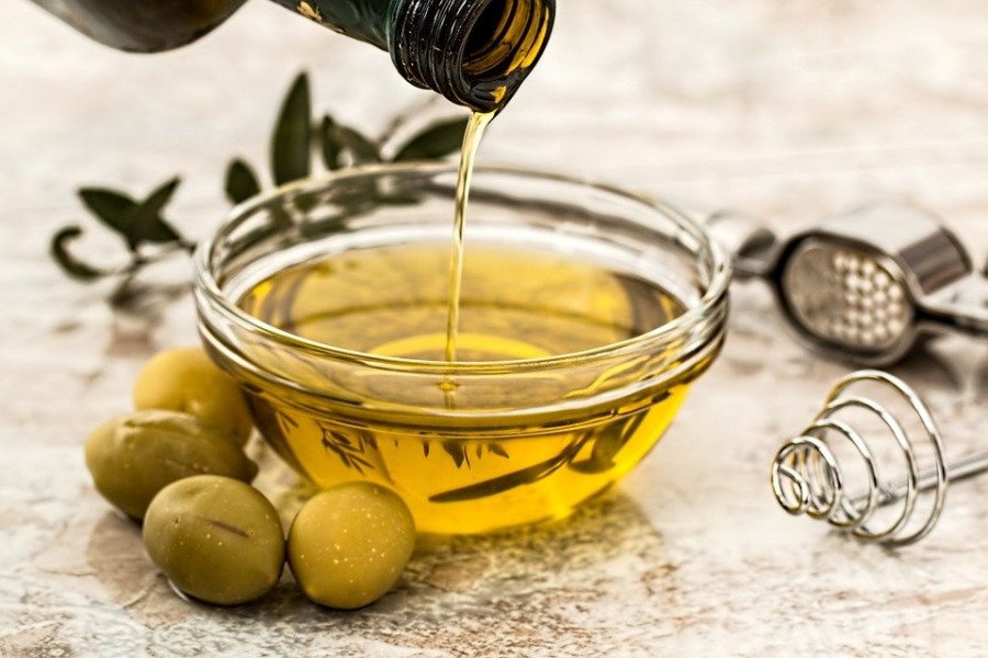 7 conseils d’experts sur la façon d’acheter la meilleure huile d’olive sans casser votre compte en banque