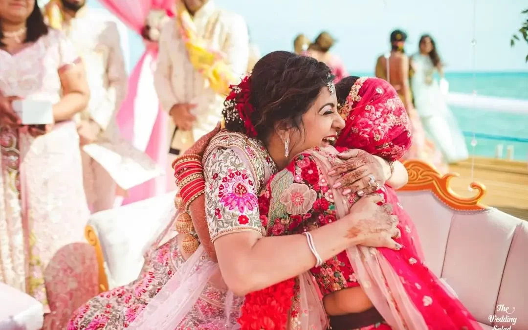 Surprise your friends with a wedding gift that comes from the heart