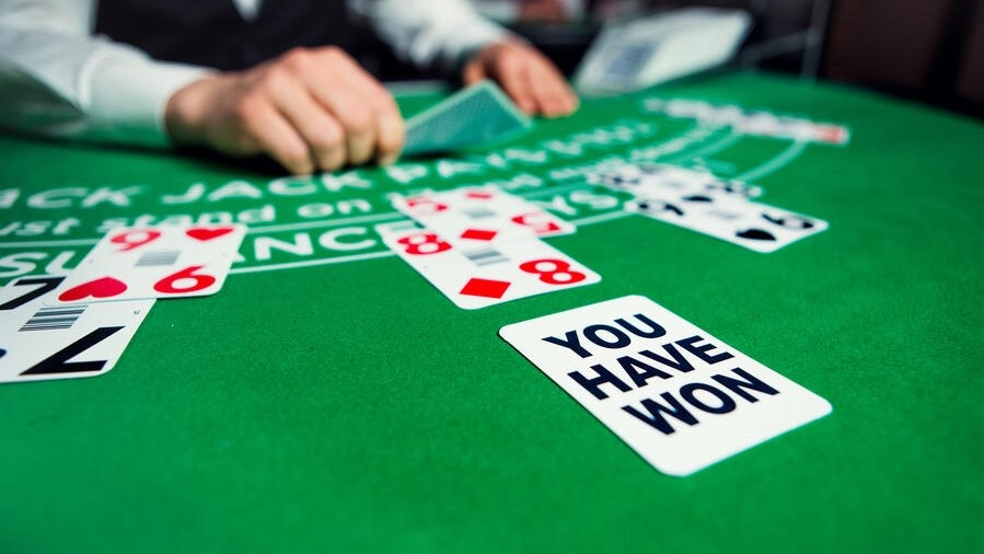 Entertain Yourself with Online Gambling – Just for Fun