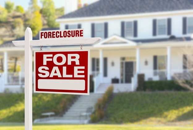 Can You Sell a House in Foreclosure?