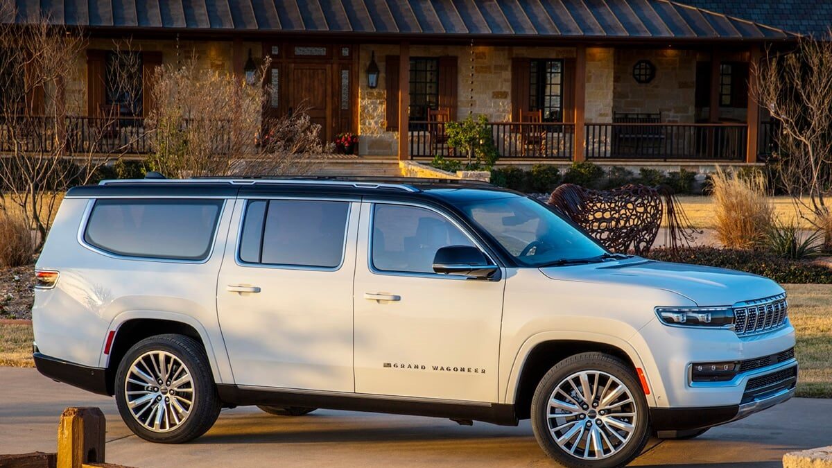 Things To Check Before Getting a 2023 Jeep Grand Wagoneer