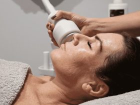 Cryo Lifting Facial